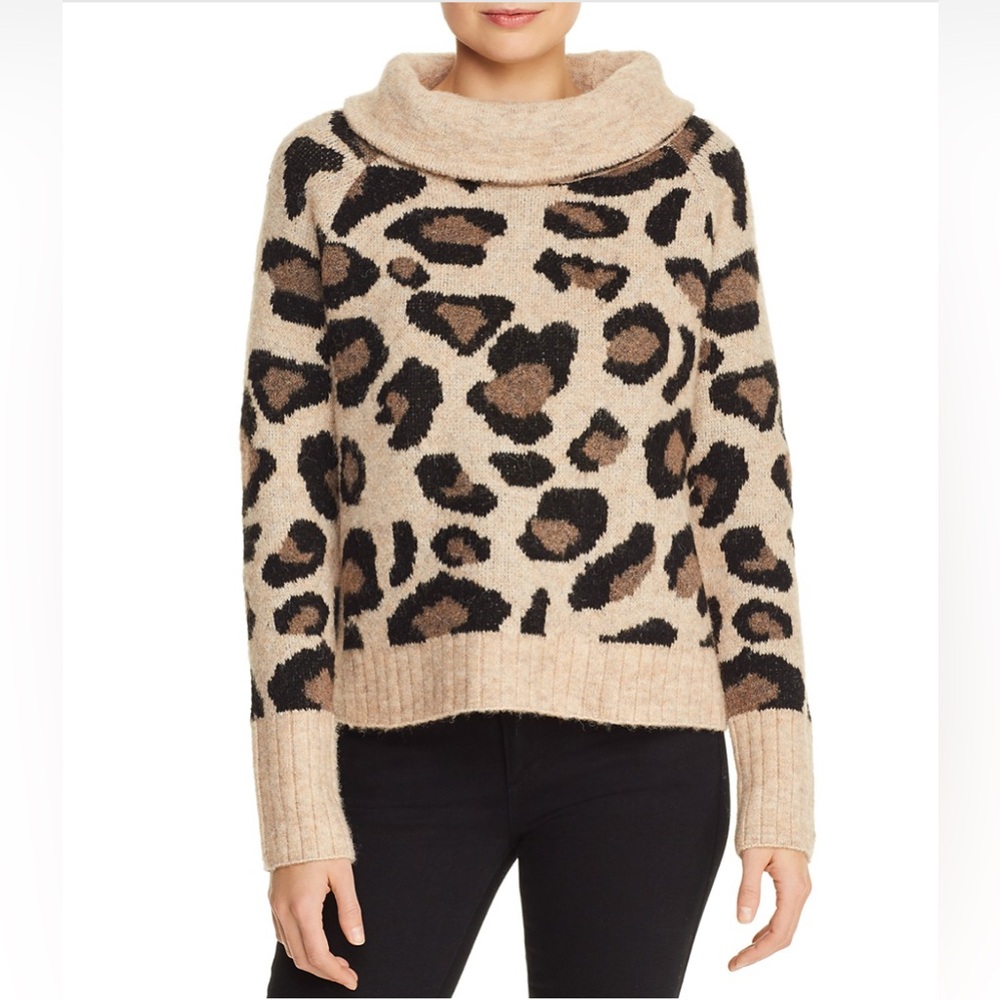 Aqua| Excellent Condition | Beige and Black Leopard Cowl Neck Sweater | sz Med
